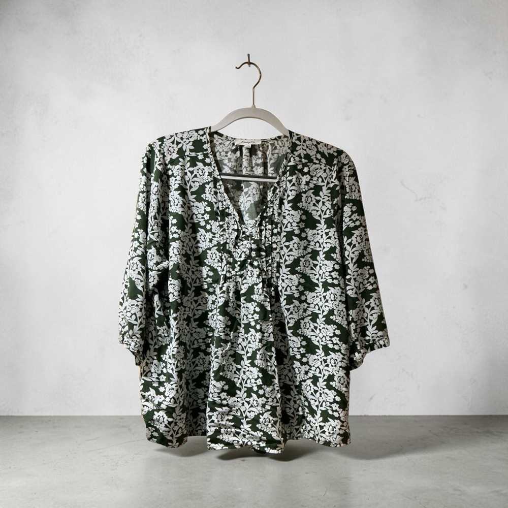 Monday Fun 1X Green Floral Boho Blouse Flowy Rayon Peasant Top Plus Size